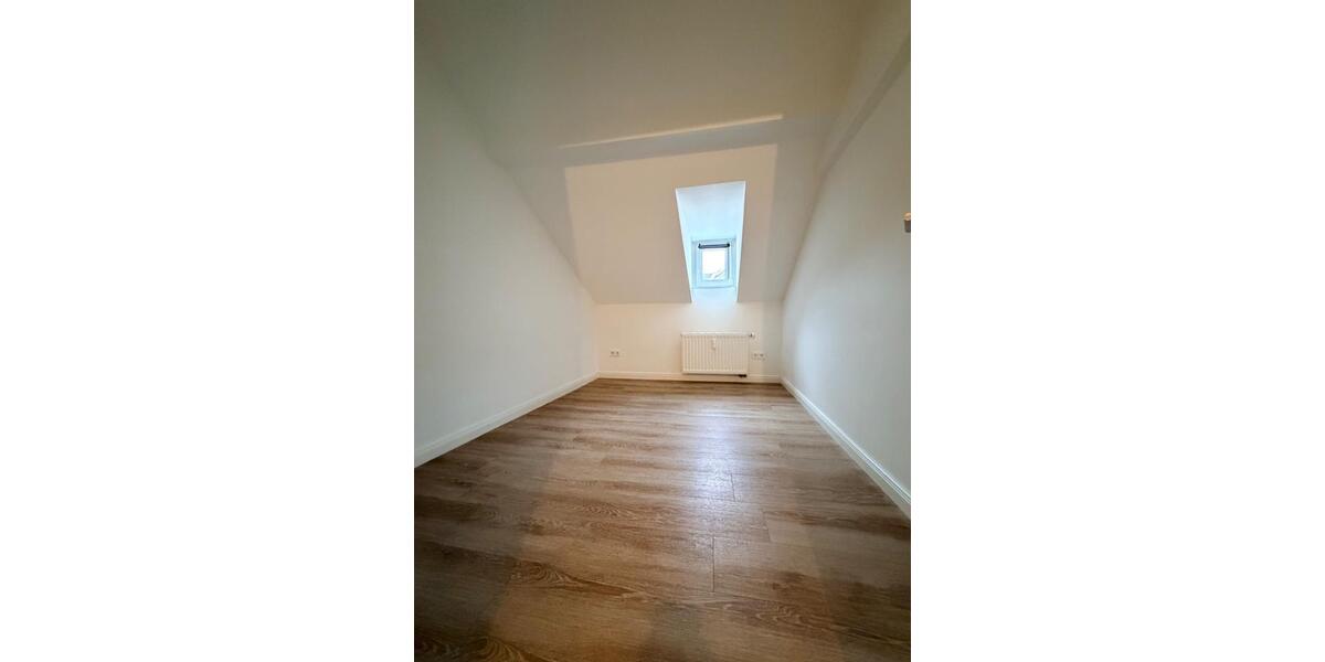 Dachgeschoßwohnung Trier - 3 Zimmer, 55 m&sup2;, 780&euro; | Angebot:26656281
