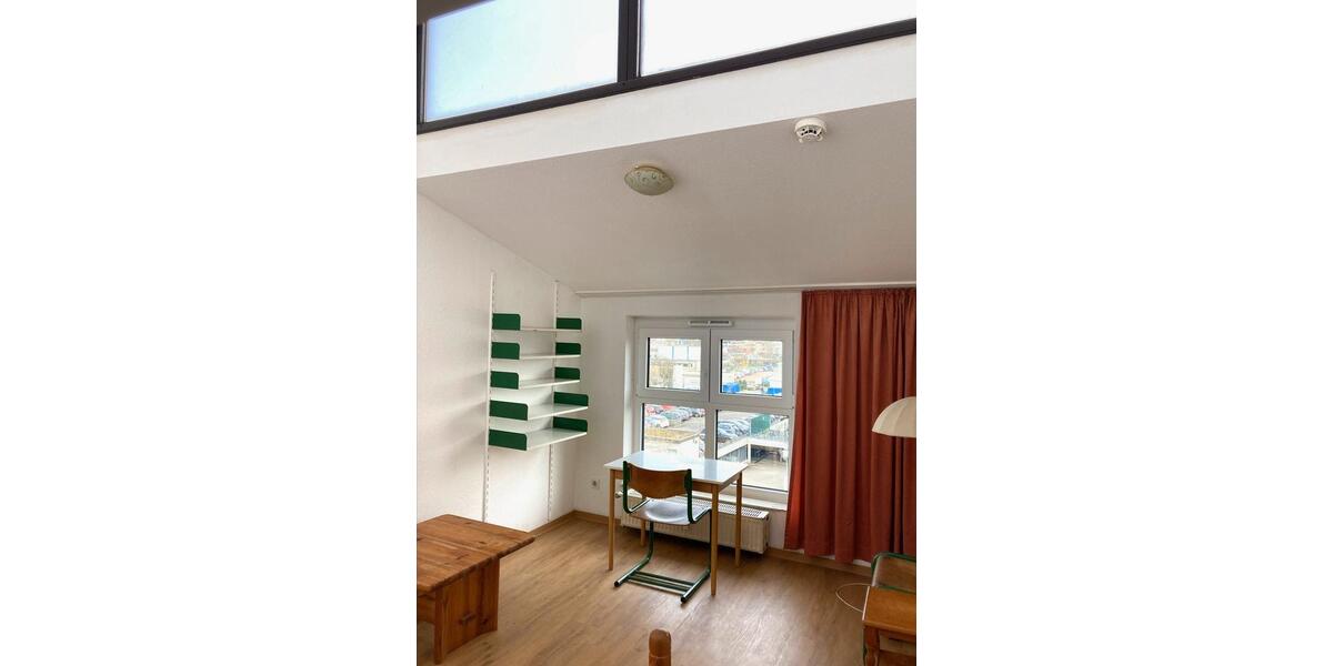 Dachgeschoßwohnung Trier Nord - 1 Zimmer, 20 m&sup2;, 300&euro; | Angebot:26039894