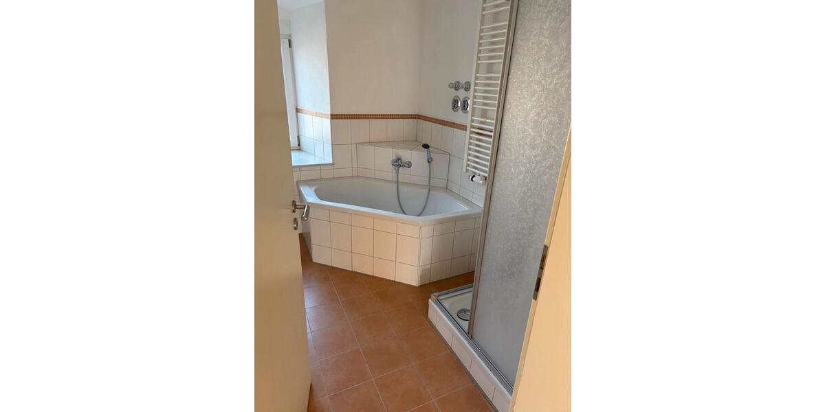 Erdgeschoßwohnung Bodenwöhr - 2 Zimmer, 72 m&sup2;, 670&euro; | Angebot:26037700