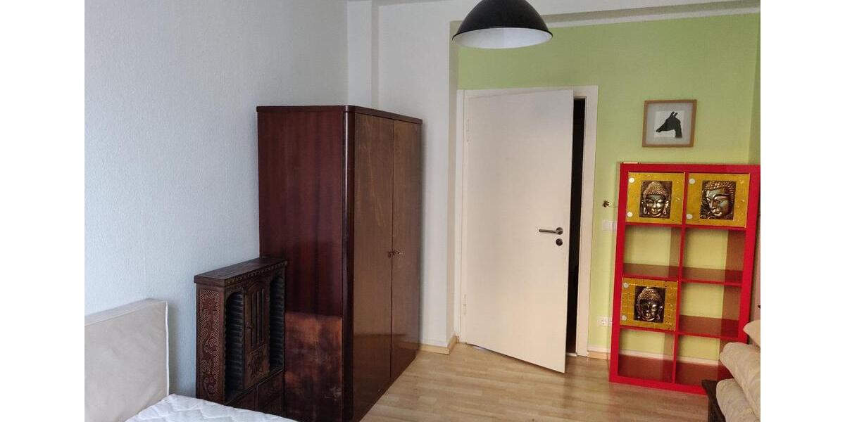 Wohnen auf Zeit Bonn Poppelsdorf - 1 Zimmer, 14 m&sup2;, 50&euro; | Angebot:23644339