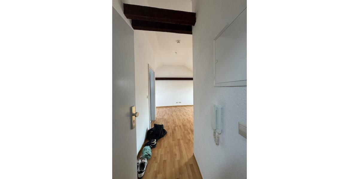 Dachgeschoßwohnung Dessau-Roßlau Roßlau - 1 Zimmer, 34 m&sup2;, 220&euro; | Angebot:25959130