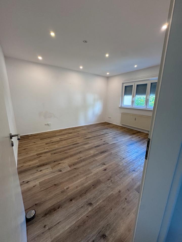 2 Zimmer Wohnung**einbauküche