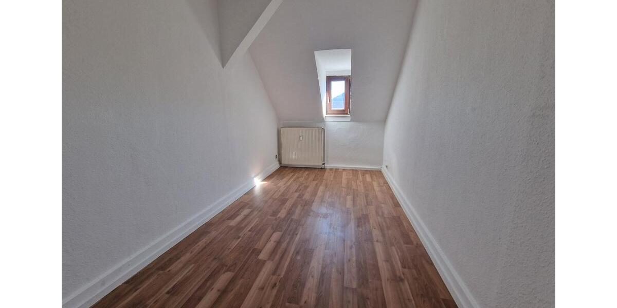 Dachgeschoßwohnung Bad Hersfeld - 5 Zimmer, 116 m&sup2;, 889&euro; | Angebot:26562895