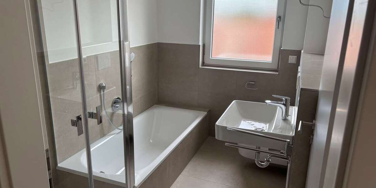 Etagenwohnung Obertshausen - 4 Zimmer, 117 m&sup2;, 1.575&euro; | Angebot:25126657