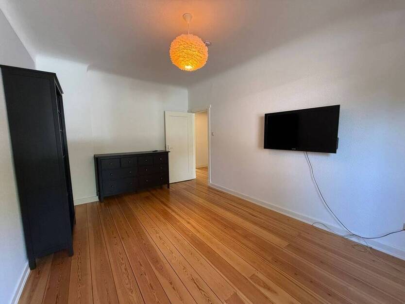 Gut geschnittene 2,5 Zimmerwohnung mit Balkon in Fuhlsbüttel