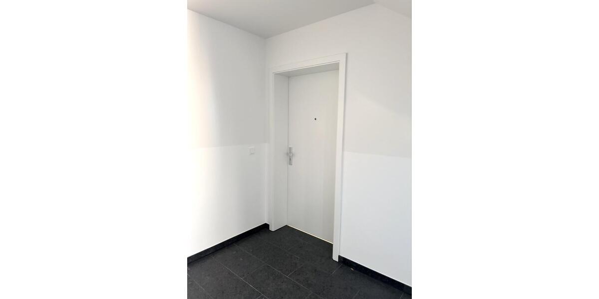 Etagenwohnung Sarstedt - 3 Zimmer, 94 m&sup2;, 1.300&euro; | Angebot:25805398