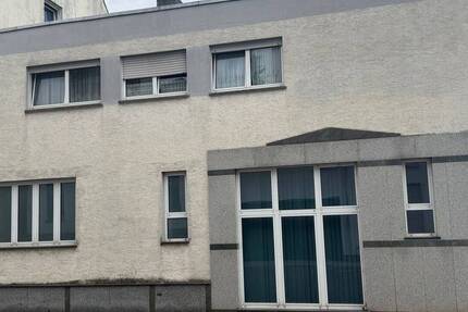Gewerbeobjekt Limburg - 4 Zimmer, 120 m&sup2;, 850&euro; | Angebot:25815292