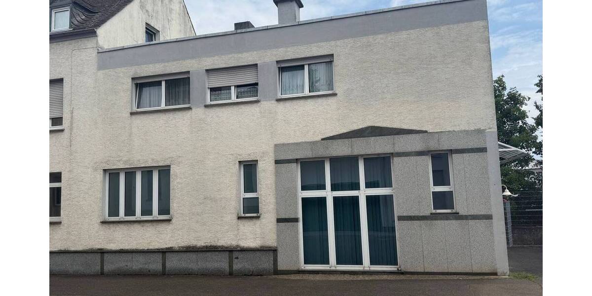 Gewerbeobjekt Limburg - 4 Zimmer, 120 m&sup2;, 850&euro; | Angebot:25815292