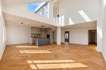 Wohnung Berlin Mitte - 5 Zimmer, 211 m&sup2;, 6.576&euro; | Angebot:27516306