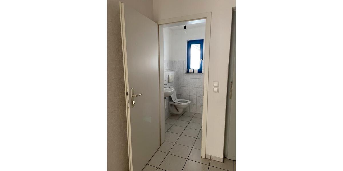 Einfamilienhaus Rottenburg am Neckar - 1.750&euro; | Angebot:25353132