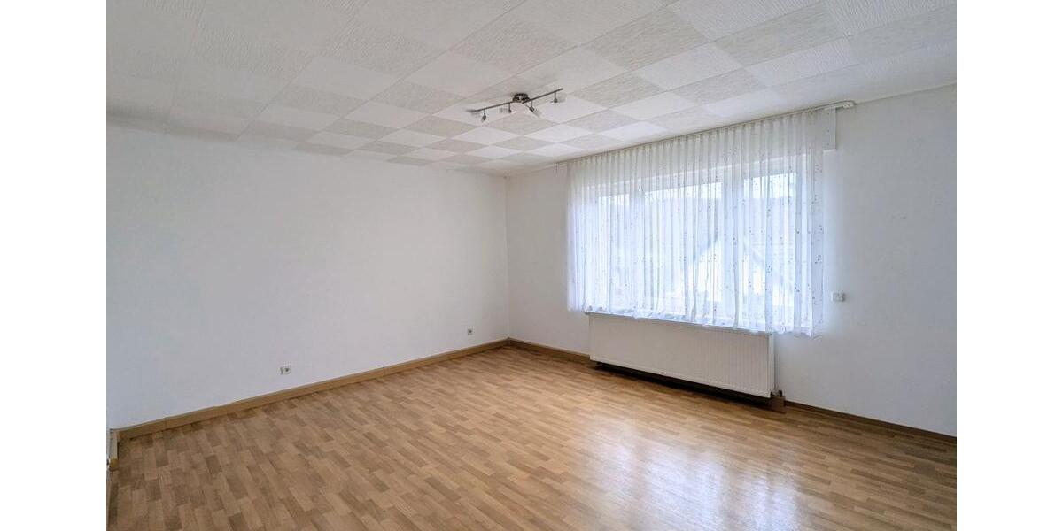 Etagenwohnung Reichshof - 4 Zimmer, 122 m&sup2;, 895&euro; | Angebot:25962522