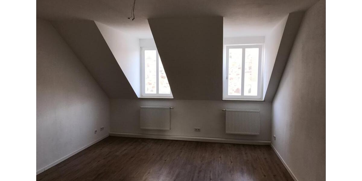 Dachgeschoßwohnung Luckenwalde - 2 Zimmer, 53 m&sup2;, 480&euro; | Angebot:25633042