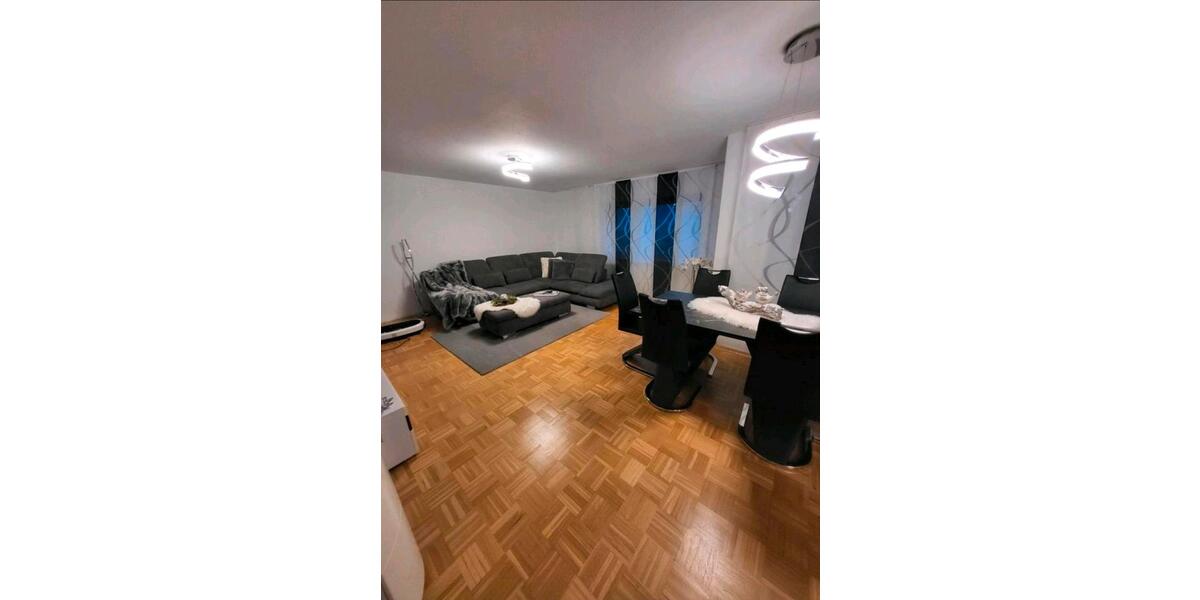 Moderne 3,5 Zimmer-Wohnung mit Aufzug 3.5 zimmer