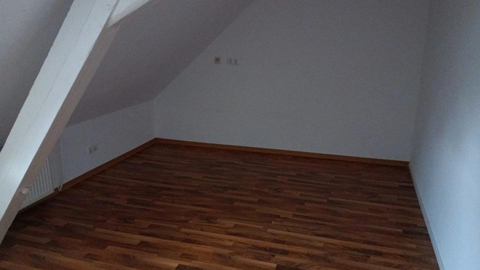 Dachgeschoßwohnung Altenglan - 3 Zimmer, 89 m&sup2;, 670&euro; | Angebot:26618756