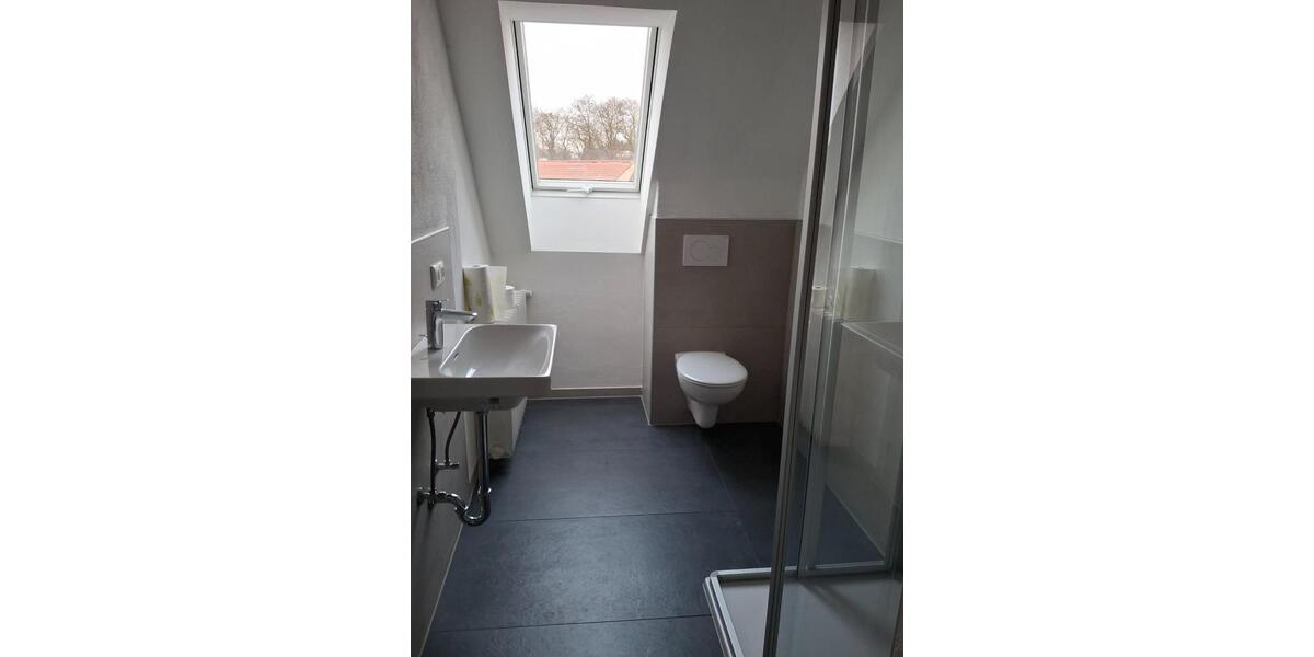 Dachgeschoßwohnung Amberg - 4 Zimmer, 87 m&sup2;, 880&euro; | Angebot:24382320