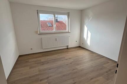 Wohnen auf Zeit Ingolstadt - 1 Zimmer, 80 m&sup2;, 620&euro; | Angebot:25436680