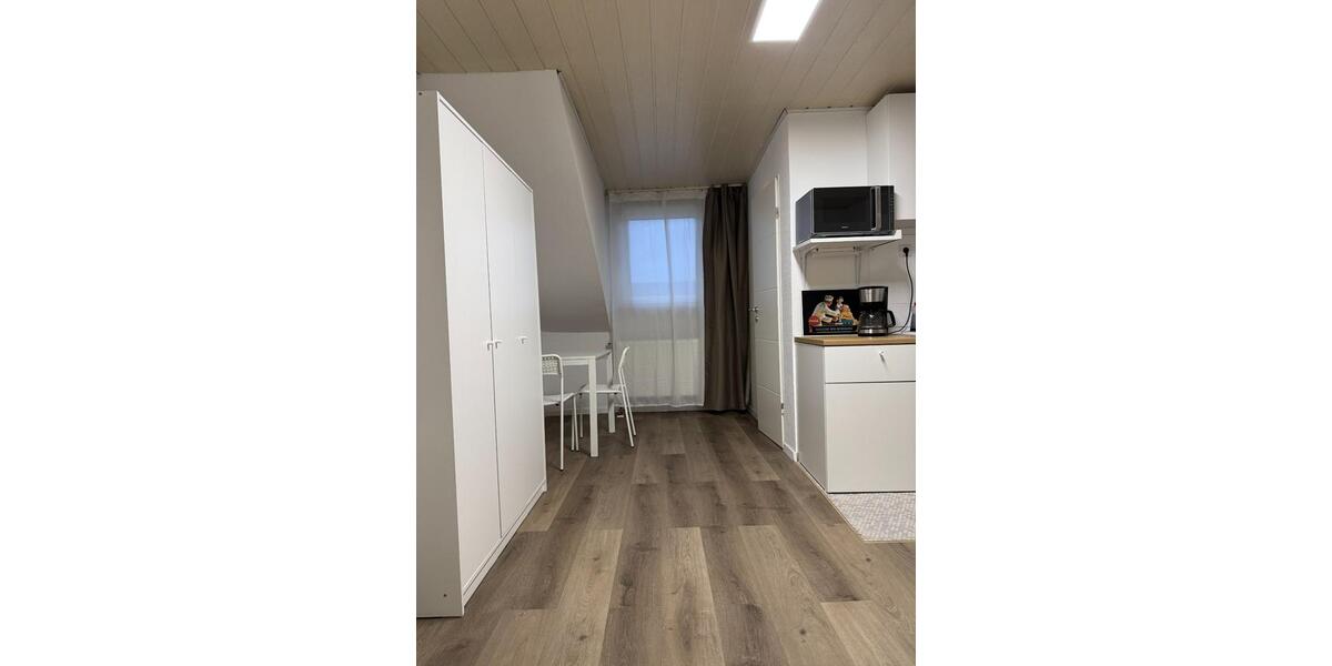 Dachgeschoßwohnung Koblenz Bisholder - 1 Zimmer, 25 m&sup2;, 800&euro; | Angebot:25163302