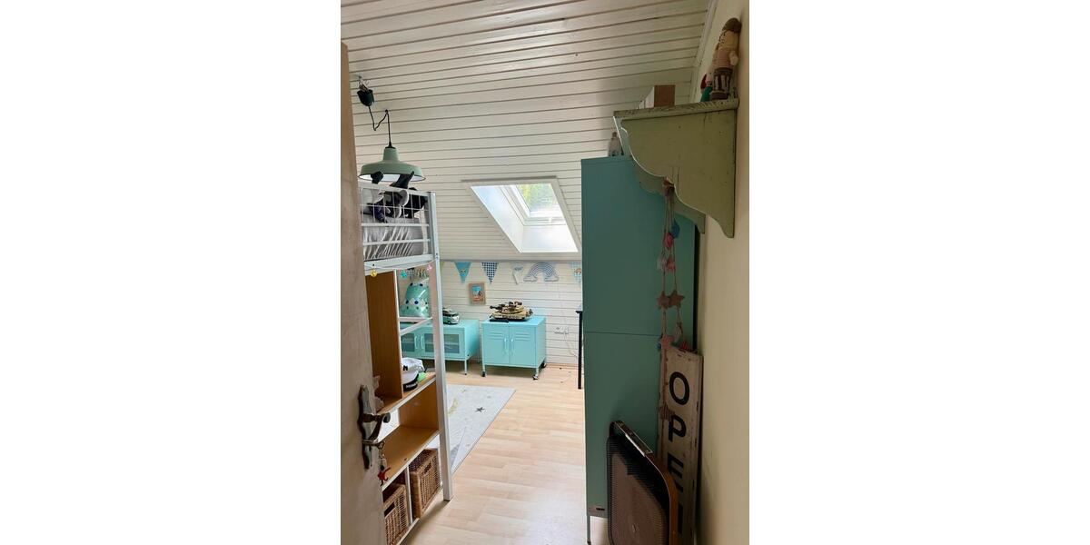 Dachgeschoßwohnung Deggendorf - 2.5 Zimmer, 68 m&sup2;, 600&euro; | Angebot:26598079