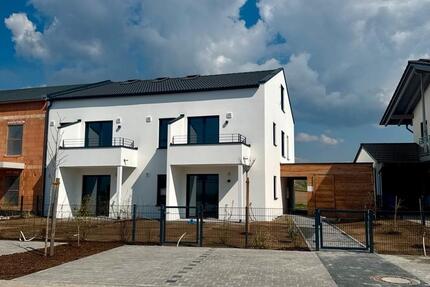 Wohnung Kirchroth - 3 Zimmer, 71 m&sup2;, 1.230&euro; | Angebot:26238961