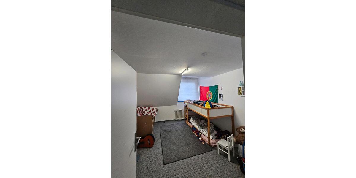 Erdgeschoßwohnung Horn-Bad Meinberg Bad Meinberg - 4 Zimmer, 117 m&sup2;, 950&euro; | Angebot:26286783