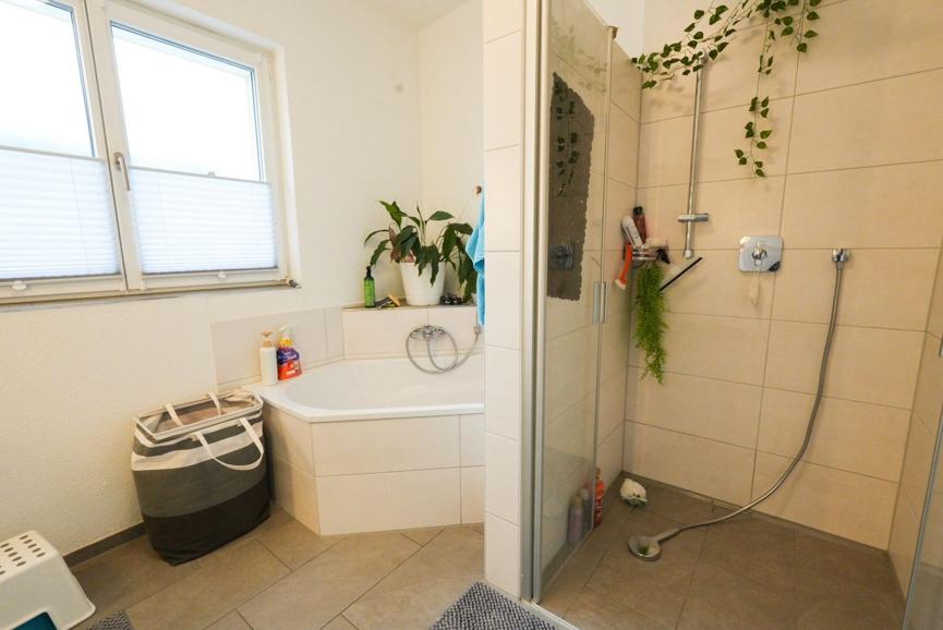 Einfamilienhaus Wehr - 4 Zimmer, 150 m&sup2;, 1.900&euro; | Angebot:26646511