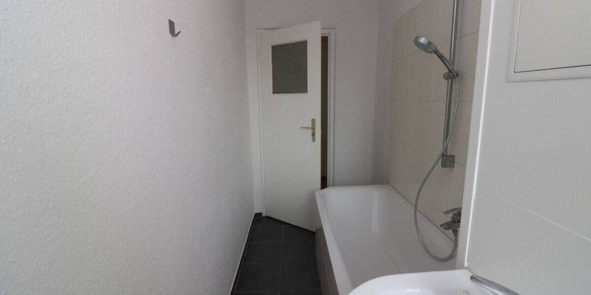 Etagenwohnung Freiberg Freiberg West - 2 Zimmer, 47 m&sup2;, 319&euro; | Angebot:26844017