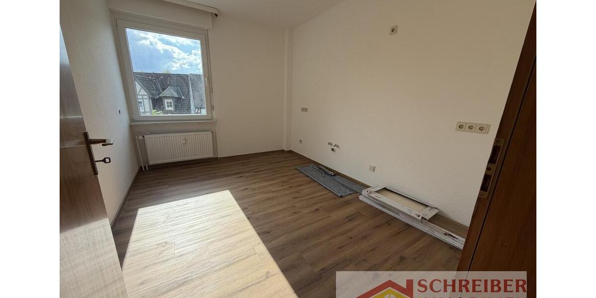 Dachgeschoßwohnung Bad Laasphe - 3 Zimmer, 95 m&sup2;, 720&euro; | Angebot:26533989