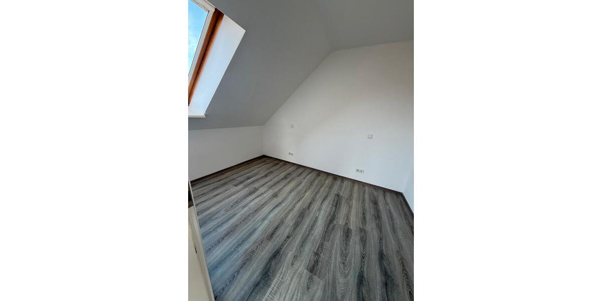 Etagenwohnung Eisleben (Lutherstadt) - 2 Zimmer, 49 m&sup2;, 320&euro; | Angebot:25782205