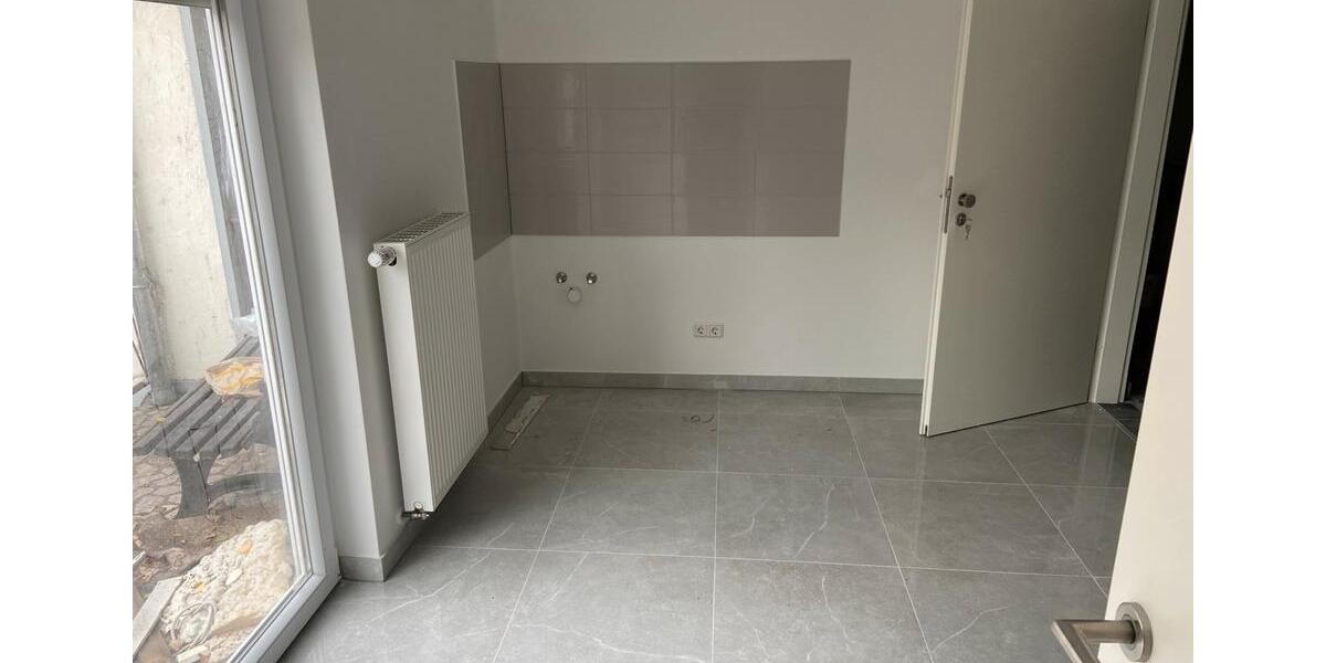Etagenwohnung Saarbrücken Dudweiler - 1 Zimmer, 20 m&sup2;, 350&euro; | Angebot:26646384