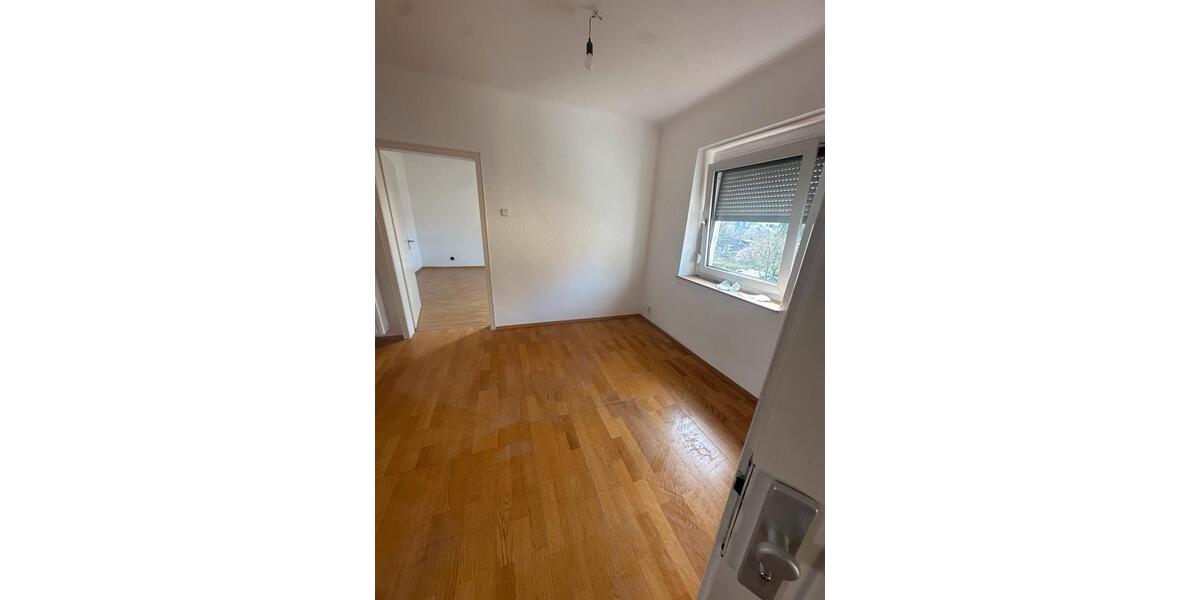 Erdgeschoßwohnung Sankt Ingbert - 3 Zimmer, 80 m&sup2;, 750&euro; | Angebot:25994666