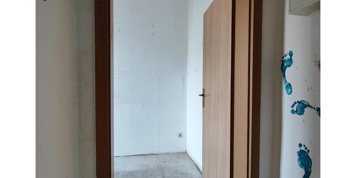 Etagenwohnung Roßwein - 3 Zimmer, 60 m&sup2;, 270&euro; | Angebot:26011097