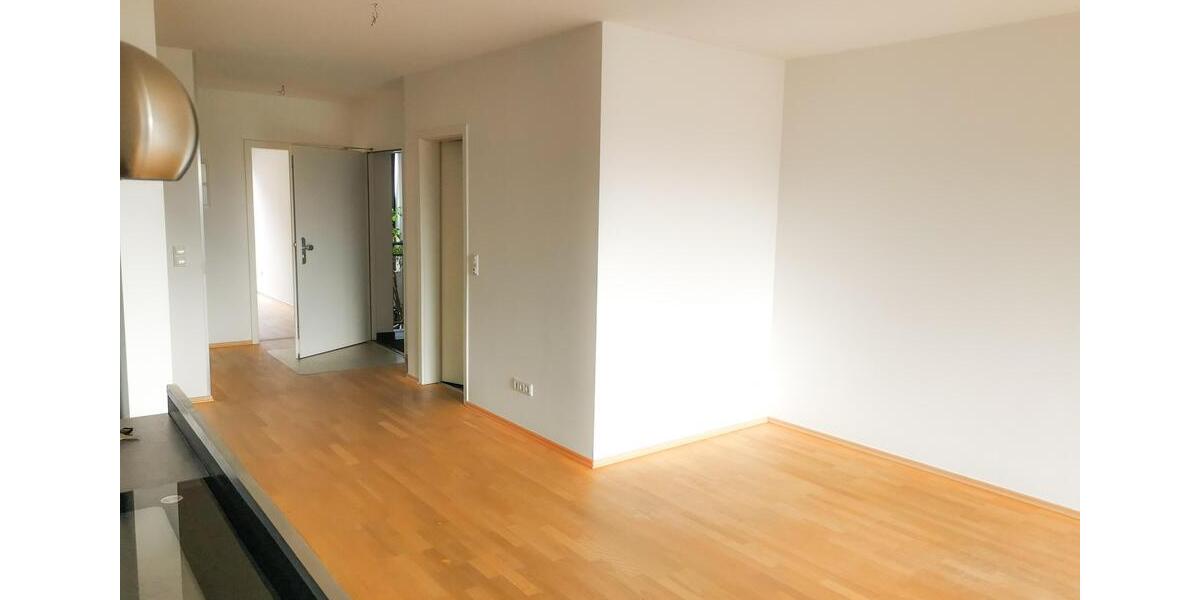 Maisonettenwohnung Frankfurt am Main Niederrad - 5 Zimmer, 157 m&sup2;, 2.400&euro; | Angebot:25777517