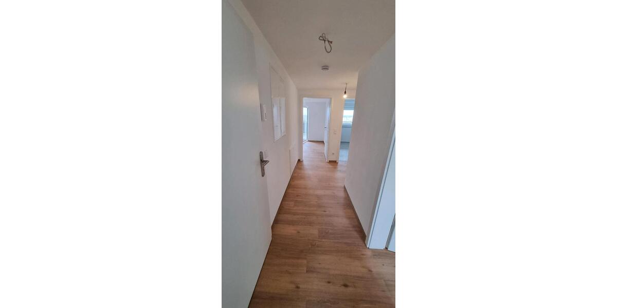 Etagenwohnung Mühldorf am Inn - 3 Zimmer, 84 m&sup2;, 1.120&euro; | Angebot:26233553