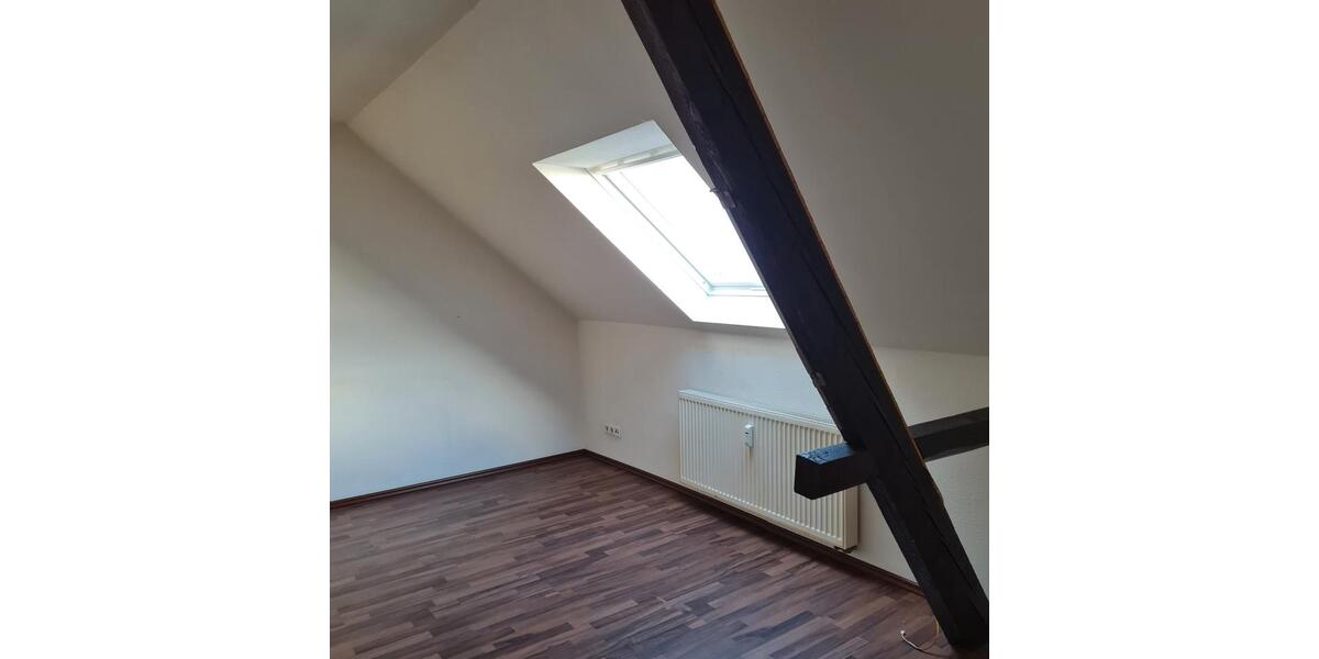 Dachgeschoßwohnung Krefeld Dießem - 2 Zimmer, 40 m&sup2;, 400&euro; | Angebot:25987306