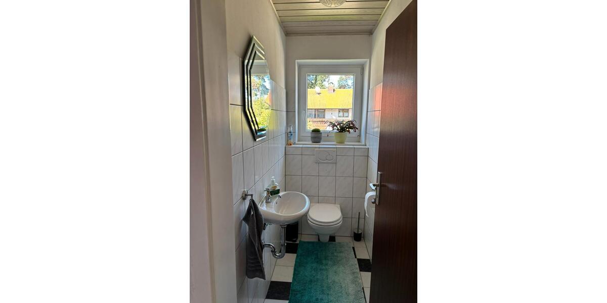 Etagenwohnung Aresing - 4 Zimmer, 98 m&sup2;, 980&euro; | Angebot:26395856