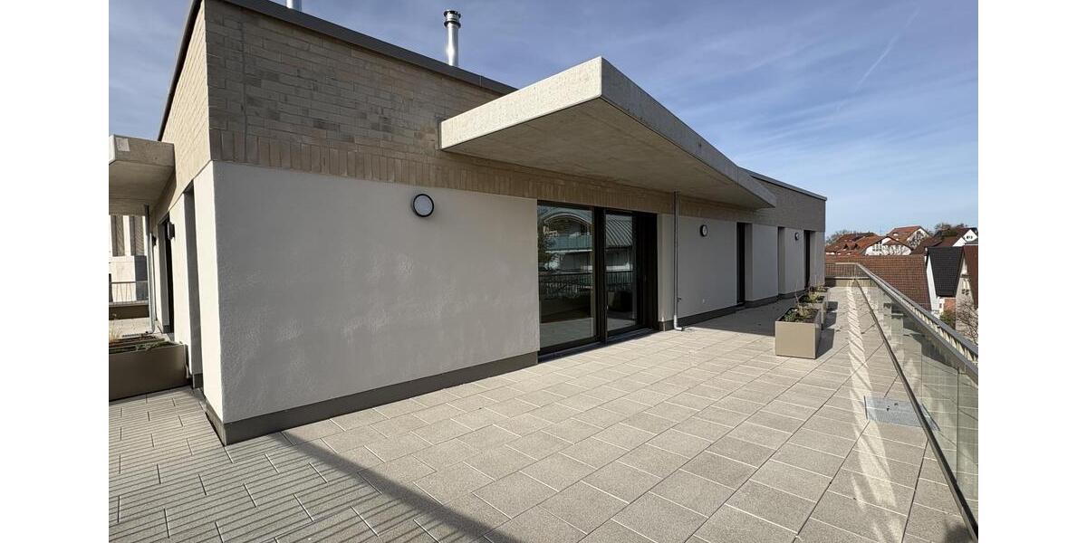 Dachgeschoßwohnung Leonberg - 2 Zimmer, 91 m&sup2;, 1.869&euro; | Angebot:23712852