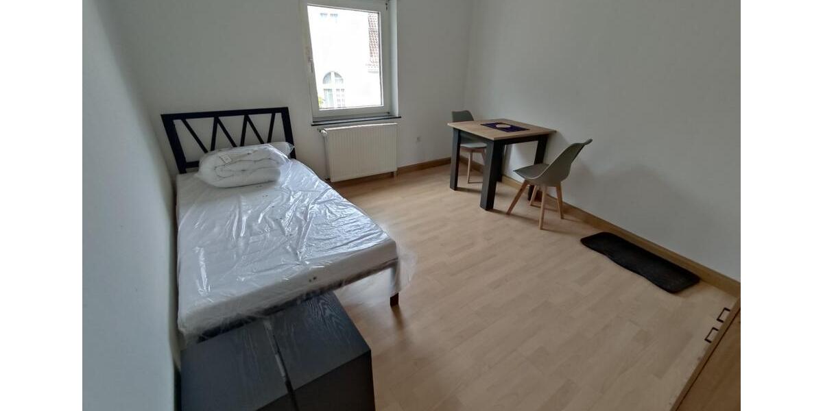 Wohnen auf Zeit Pirmasens Niedersimten - 4 Zimmer, 98 m&sup2;, 15&euro; | Angebot:22912473