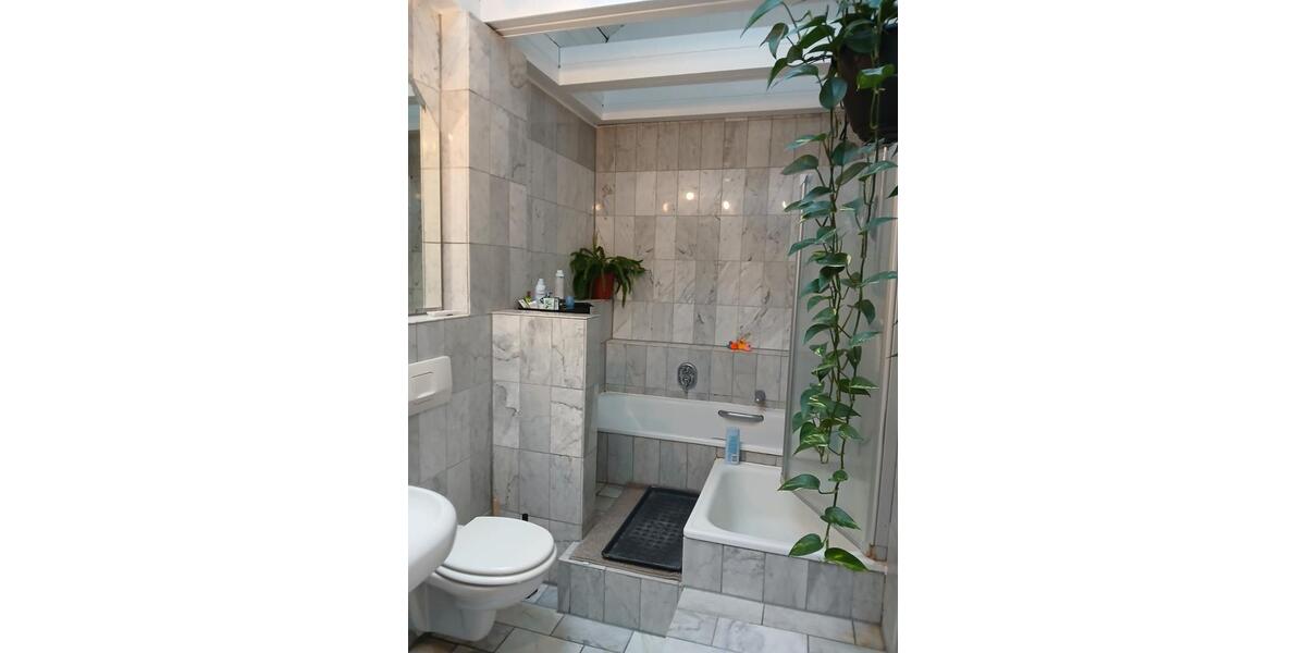 Dachgeschoßwohnung Karlsruhe Wettersbach - 3.5 Zimmer, 112 m&sup2;, 1.500&euro; | Angebot:24829815