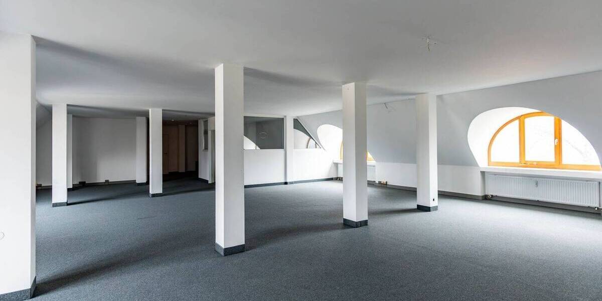 Gewerbeobjekt Haar - 7 Zimmer, 296 m&sup2;, 3.200&euro; | Angebot:25834740