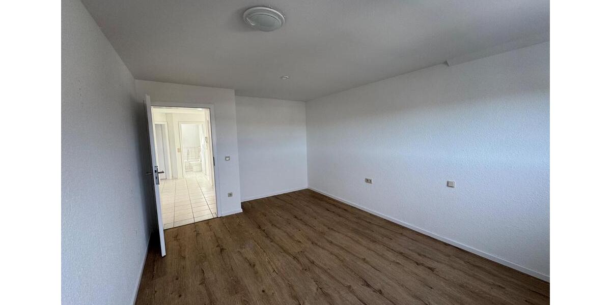 Etagenwohnung Medebach - 4 Zimmer, 74 m&sup2;, 580&euro; | Angebot:24690386