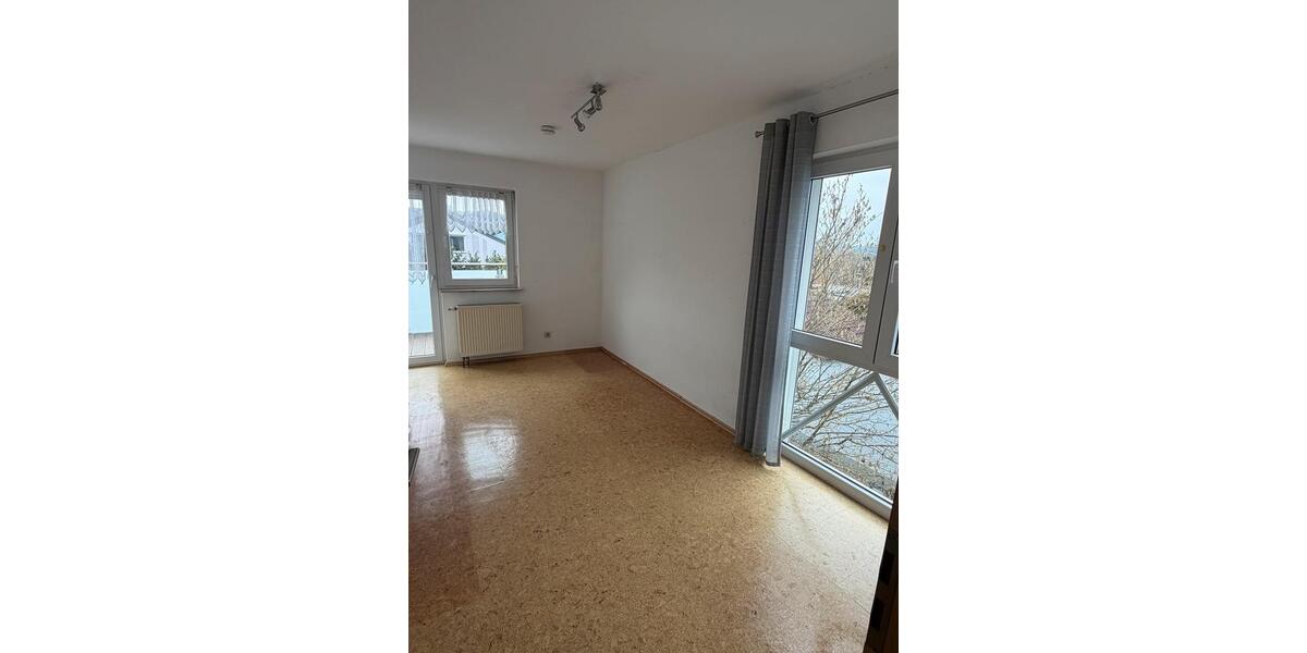Doppelhaushälfte Bad Hersfeld - 7 Zimmer, 164 m&sup2;, 1.629&euro; | Angebot:25886917