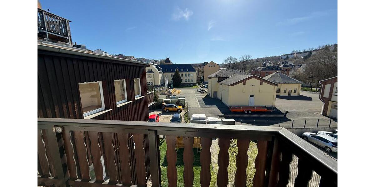 Etagenwohnung Greiz - 2 Zimmer, 60 m&sup2;, 318&euro; | Angebot:26070755