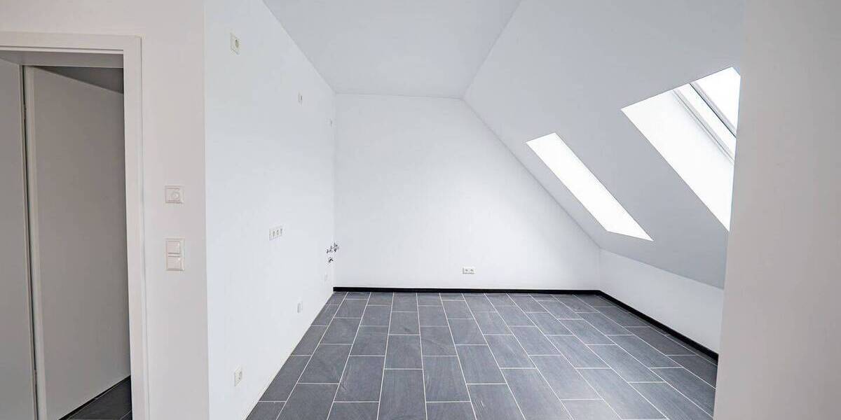 Etagenwohnung Hemmoor Warstade - 3 Zimmer, 96 m&sup2;, 1.055&euro; | Angebot:25692806