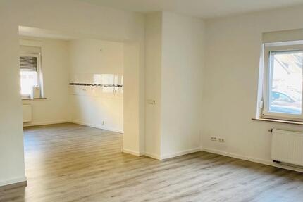 Wohnung Frechen - 3 Zimmer, 80 m&sup2;, 1.300&euro; | Angebot:25256359