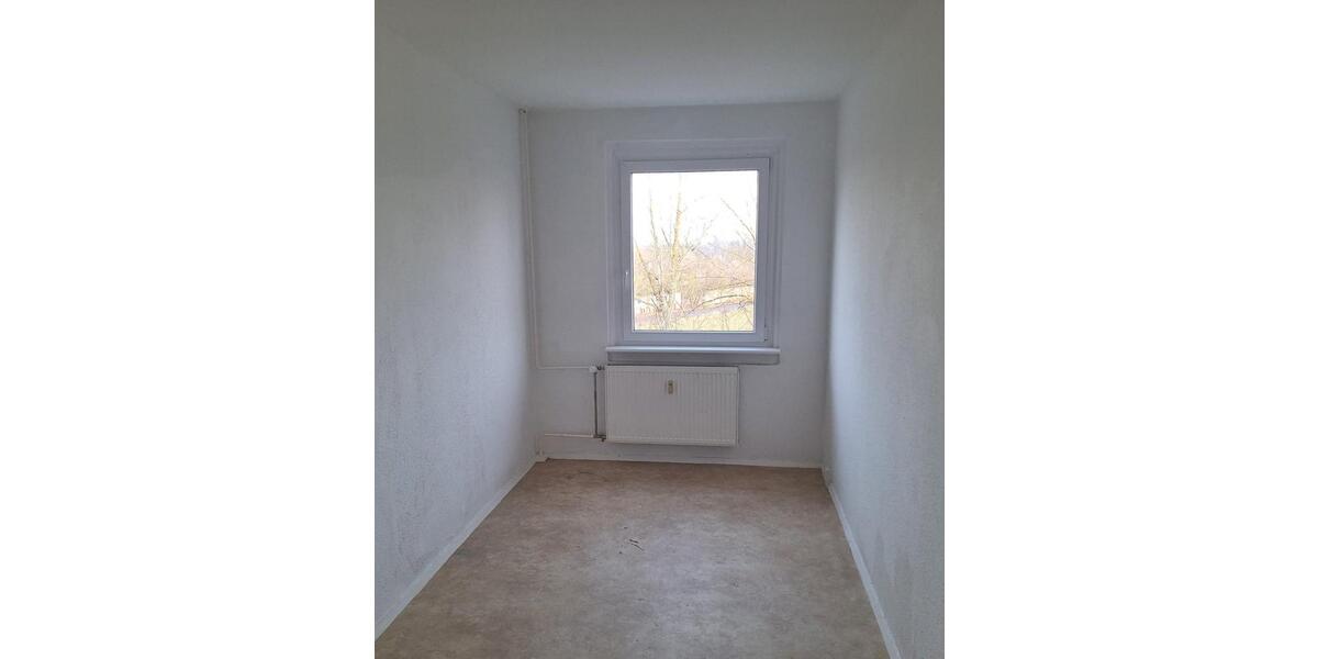 Etagenwohnung Zehdenick - 4 Zimmer, 67 m&sup2;, 400&euro; | Angebot:25646522