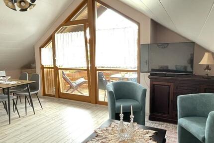 Voll möblierte 2-Zimmer-Wohnung mit Balkon + Stellplatz für Pendler 2 zimmer