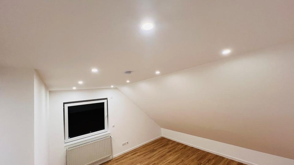 Dachgeschoßwohnung Rosengarten - 3 Zimmer, 90 m&sup2;, 1.260&euro; | Angebot:26188055