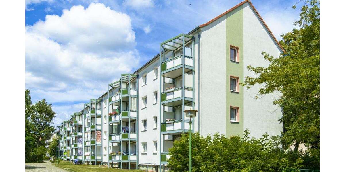 Etagenwohnung Hoyerswerda Neustadt - 4 Zimmer, 75 m&sup2;, 410&euro; | Angebot:25969679