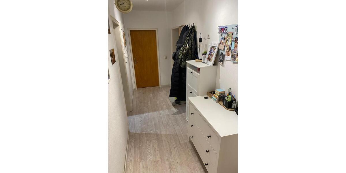 Erdgeschoßwohnung Braunschweig Broitzem - 3 Zimmer, 85 m&sup2;, 735&euro; | Angebot:24830476