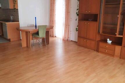 Wohnung Hochspeyer - 2 Zimmer, 75 m&sup2;, 800&euro; | Angebot:24754952